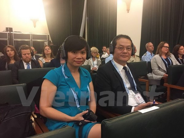 Vietnam asiste a Conferencia Internacional sobre Escuelas Seguras en Argentina ảnh 1