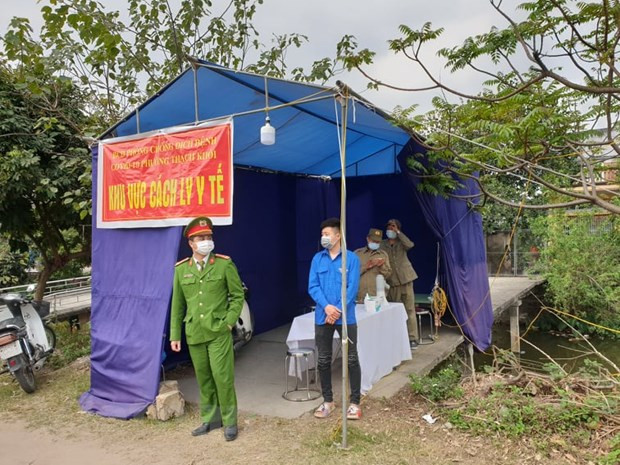 Conciencia de los pobladores, factor decisivo en el control del COVID-19 en Vietnam ảnh 2 Conciencia de los pobladores, factor decisivo en el control del COVID-19 en Vietnam ảnh 2