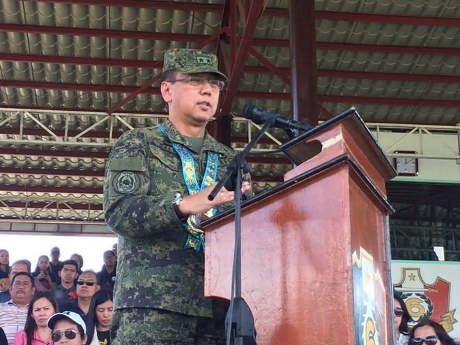 Presidente filipino designa nuevo jefe de Fuerzas Armadas ảnh 1 Presidente filipino designa nuevo jefe de Fuerzas Armadas ảnh 1