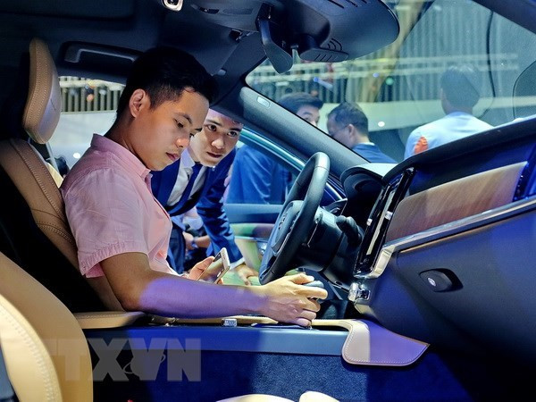Especialistas británicas prevén alta demanda de autos en Vietnam ảnh 1