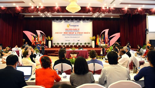 Estudiantes regionales impulsan acciones por una comunidad ASEAN próspera ảnh 1 Estudiantes regionales impulsan acciones por una comunidad ASEAN próspera ảnh 1