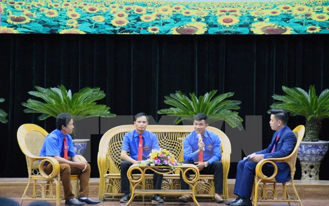Entregan en Vietnam el Premio Nacional al Voluntariado 2017 ảnh 1 Entregan en Vietnam el Premio Nacional al Voluntariado 2017 ảnh 1