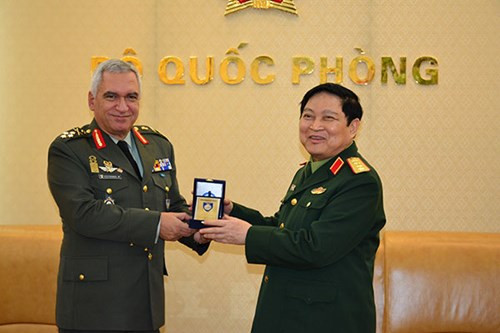 Vietnam y UE agilizan cooperación en defensa ảnh 1 Vietnam y UE agilizan cooperación en defensa ảnh 1