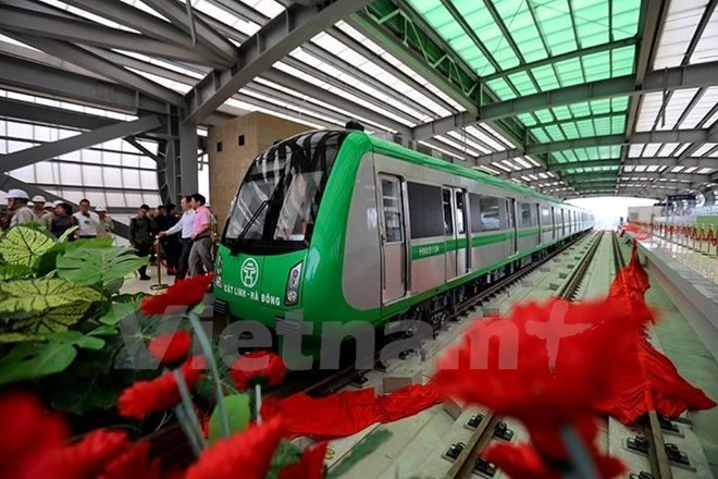 Autoridades de Hanoi restablecen plan para corrida de prueba de línea ferroviaria elevada ảnh 1 Autoridades de Hanoi restablecen plan para corrida de prueba de línea ferroviaria elevada ảnh 1