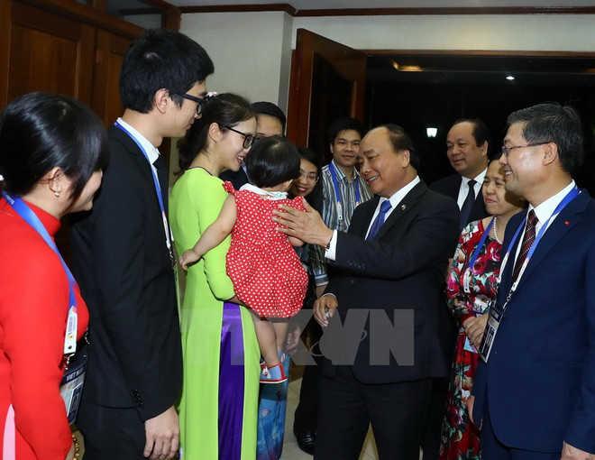[Fotos] Actividades de premier Xuan Phuc en Manila ảnh 12