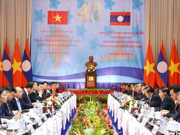 Premieres de Vietnam y Laos copresiden reunión 40 del Comité Intergubernamental ảnh 1 Premieres de Vietnam y Laos copresiden reunión 40 del Comité Intergubernamental ảnh 1
