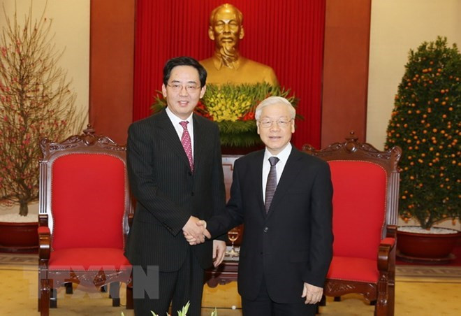 Reconocen aportes de embajador de China a las relaciones con Vietnam ảnh 1 Reconocen aportes de embajador de China a las relaciones con Vietnam ảnh 1
