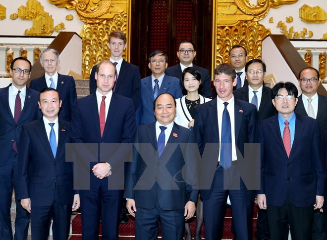 Premier de Vietnam recibe a duque de Cambridge ảnh 1