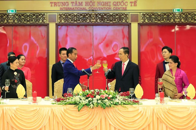 Nexos Vietnam-Indonesia son un tesoro para generaciones futuras, afirma presidente vietnamita ảnh 1 Nexos Vietnam-Indonesia son un tesoro para generaciones futuras, afirma presidente vietnamita ảnh 1