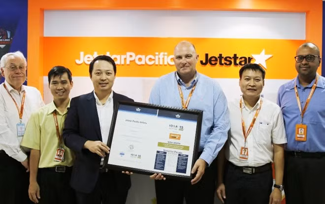 Aerolínea Jetstar Pacific recibe certificado de seguridad operacional internacional ảnh 1