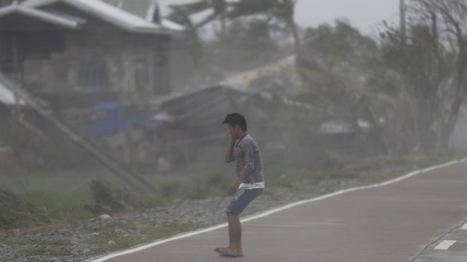Al menos 25 muertos por el tifón Mangkhut en Filipinas ảnh 1 Al menos 25 muertos por el tifón Mangkhut en Filipinas ảnh 1