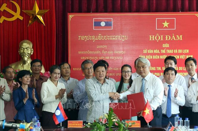 Fomentan cooperación en cultura y turismo entre localidades de Vietnam y Laos ảnh 1 Fomentan cooperación en cultura y turismo entre localidades de Vietnam y Laos ảnh 1