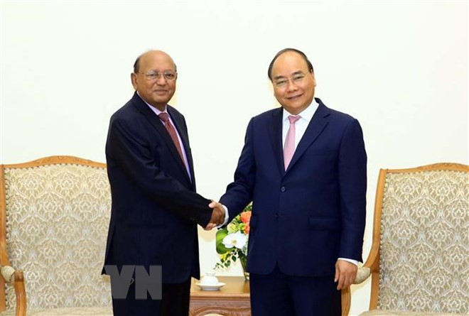 Premier de Vietnam destaca potencialidad de cooperación comercial con Bangladesh ảnh 1 Premier de Vietnam destaca potencialidad de cooperación comercial con Bangladesh ảnh 1