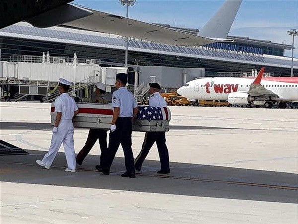Repatriados restos de militares estadounidenses caídos durante la guerra en Vietnam ảnh 1 Repatriados restos de militares estadounidenses caídos durante la guerra en Vietnam ảnh 1