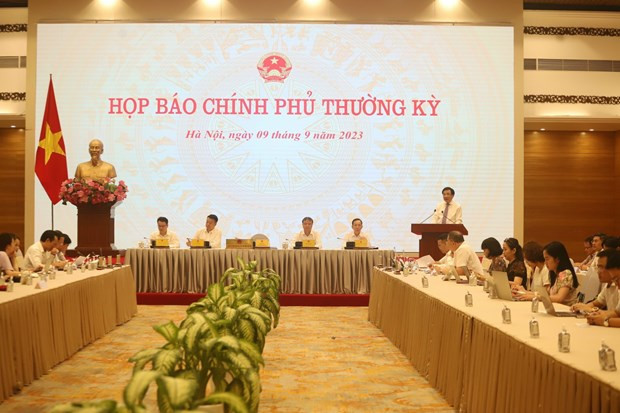 Impulsan iniciativas para promover el desarrollo del PIB de Vietnam ảnh 1