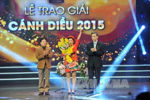 Premio nacional de cine vietnamita honra un “cuento de hada en realidad” ảnh 1 Premio nacional de cine vietnamita honra un “cuento de hada en realidad” ảnh 1