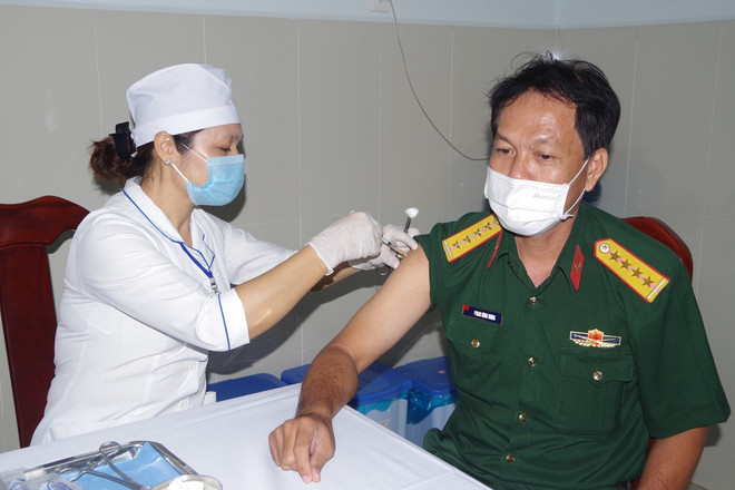 COVID-19: Casi 60 mil personas vacunadas en Vietnam ảnh 1 COVID-19: Casi 60 mil personas vacunadas en Vietnam ảnh 1