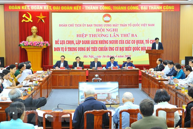 Conferencia de Consultas aprueba lista de 205 candidatos a diputados en Vietnam ảnh 2 Conferencia de Consultas aprueba lista de 205 candidatos a diputados en Vietnam ảnh 2