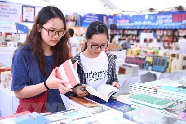 Día del Libro de Vietnam: Promueven la lectura en la comunidad ảnh 1 Día del Libro de Vietnam: Promueven la lectura en la comunidad ảnh 1