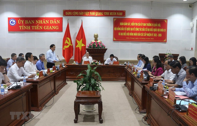 Supervisan en provincia vietnamita de Tien Giang preparativos para próximas elecciones ảnh 1 Supervisan en provincia vietnamita de Tien Giang preparativos para próximas elecciones ảnh 1