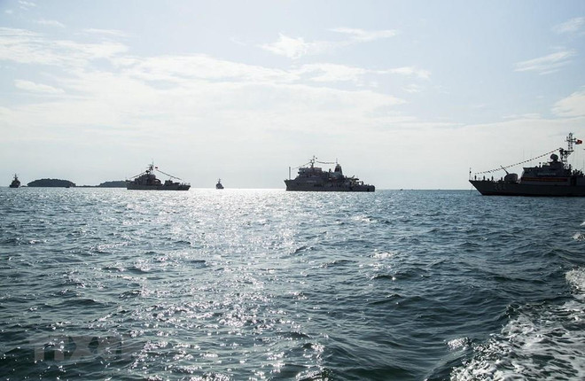 [Fotos] Fuerzas marinas vietnamitas, listas para defender soberanía nacional ảnh 12