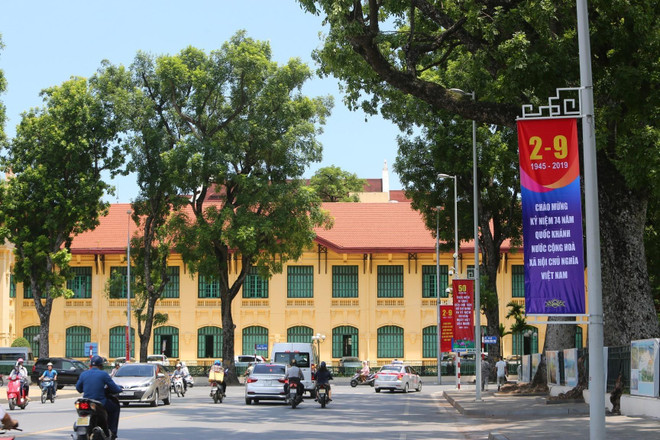 [Foto] Hanoi se viste de fiesta en Día de la Independencia ảnh 2