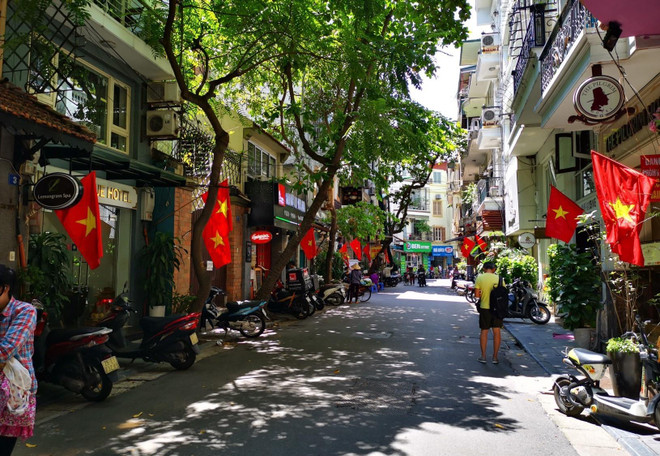 [Foto] Hanoi se viste de fiesta en Día de la Independencia ảnh 6