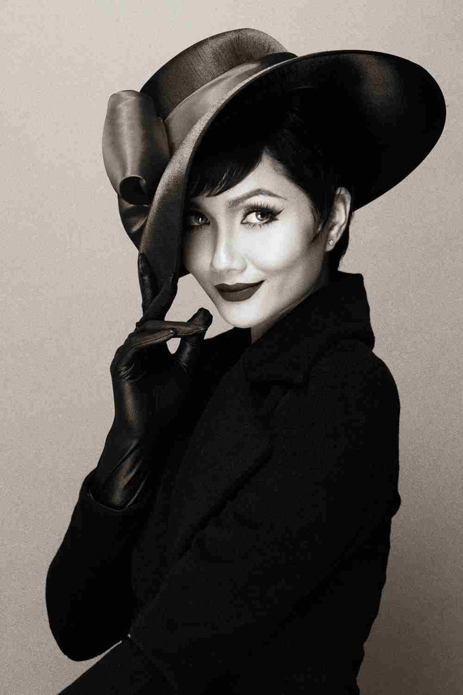 [Fotos] Miss vietnamita H’Hen Nie ganó título de Belleza Intemporal 2018 ảnh 8