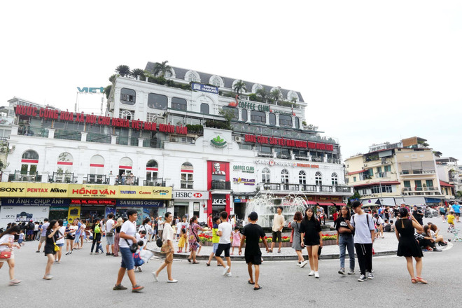 [Foto] Las calles peatonales en el casco antiguo de Hanoi en la Fiesta Nacional ảnh 5