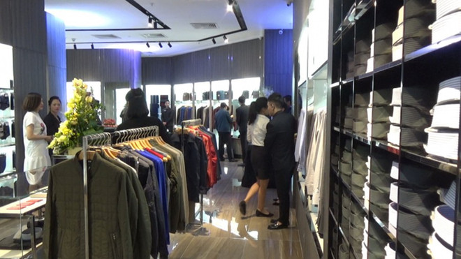 Empresas de moda vietnamitas conquistan mercado mundial en exposición en Japón ảnh 1 Empresas de moda vietnamitas conquistan mercado mundial en exposición en Japón ảnh 1