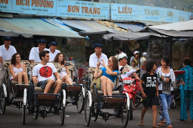 Vietnam atrae a casi 13 millones de turistas internacionales en 10 meses de 2018 ảnh 1 Vietnam atrae a casi 13 millones de turistas internacionales en 10 meses de 2018 ảnh 1