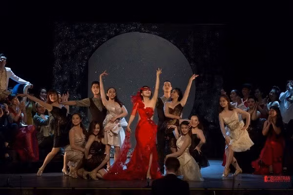 Presentarán en Ciudad Ho Chi Minh opereta cómica “El Murciélago” ảnh 1