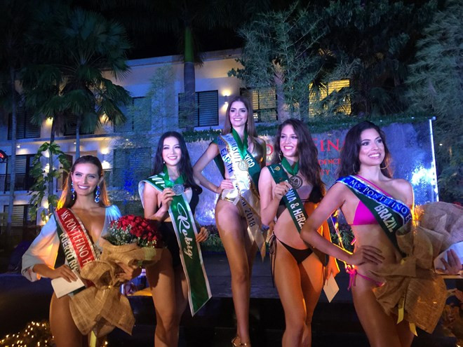 Belleza vietnamita conquista medalla de plata en competencia de trajes en Miss Tierra 2018 ảnh 1 Belleza vietnamita conquista medalla de plata en competencia de trajes en Miss Tierra 2018 ảnh 1