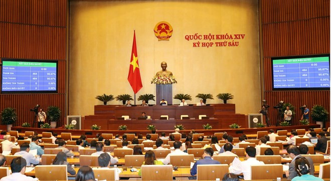 Parlamento de Vietnam emite resultado de votación de confianza ảnh 1