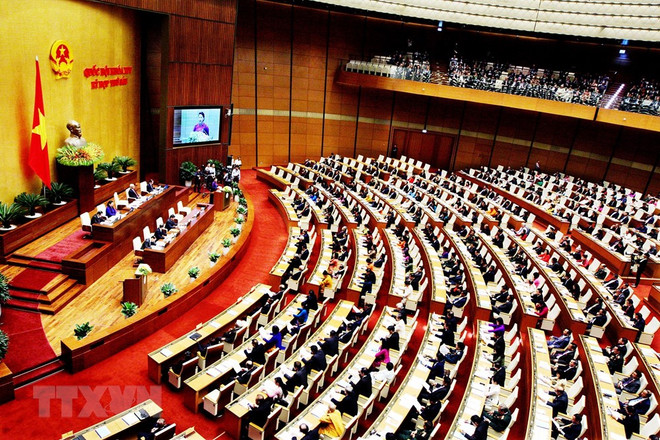 Parlamento de Vietnam analiza situación de presupuesto estatal y reestructuración económica ảnh 1 Parlamento de Vietnam analiza situación de presupuesto estatal y reestructuración económica ảnh 1