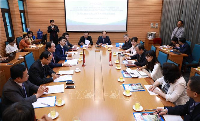 Hanoi y Shanghái de China comparten experiencias en atracción de talentos ảnh 1 Hanoi y Shanghái de China comparten experiencias en atracción de talentos ảnh 1