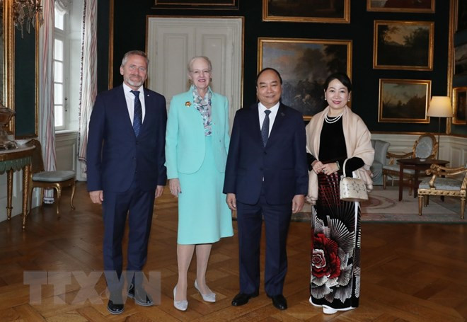 Primer ministro vietnamita dialoga con la Reina de Dinamarca ảnh 1 Primer ministro vietnamita dialoga con la Reina de Dinamarca ảnh 1