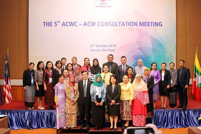 Destacan en Vietnam papel de la prensa en el impulso de igualdad de género ảnh 1 Destacan en Vietnam papel de la prensa en el impulso de igualdad de género ảnh 1