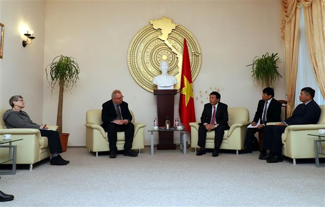 Vietnam y Alemania debaten problemas teóricos y prácticos del socialismo ảnh 1 Vietnam y Alemania debaten problemas teóricos y prácticos del socialismo ảnh 1