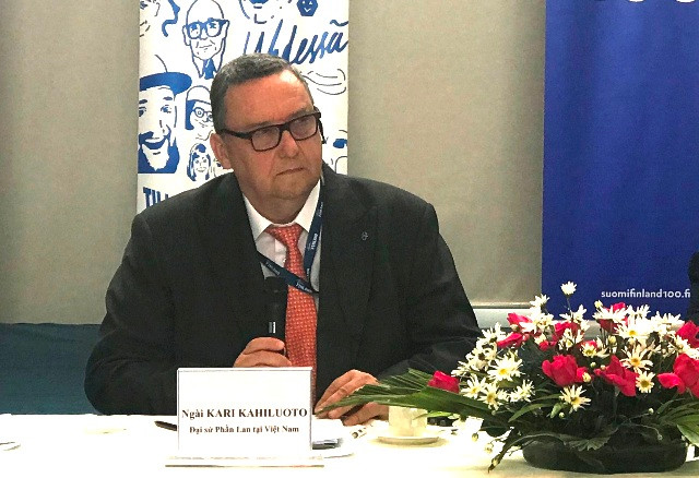 Publican en Vietnam libro “Iniciativas finlandesa – Razones para el actual desarrollo de Finlandia” ảnh 1 Publican en Vietnam libro “Iniciativas finlandesa – Razones para el actual desarrollo de Finlandia” ảnh 1