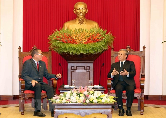 Vietnam apoya proceso de democracia en Venezuela, afirma alto funcionario partidista ảnh 1 Vietnam apoya proceso de democracia en Venezuela, afirma alto funcionario partidista ảnh 1