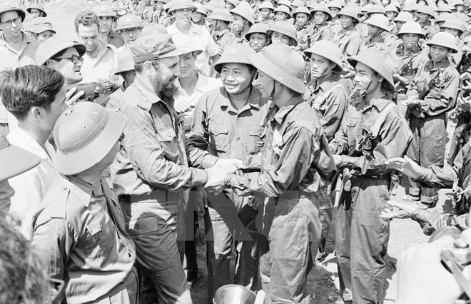 A 45 años de la histórica visita de Fidel a Vietnam ảnh 4 A 45 años de la histórica visita de Fidel a Vietnam ảnh 4
