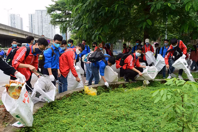 Lanzan campaña "Día Mundial de la Limpieza 2020" en Hanoi ảnh 1