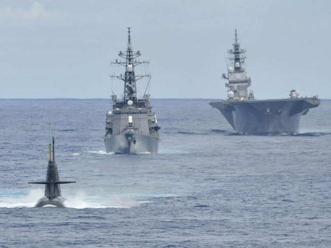 Llegan al puerto vietnamitas barcos de Fuerza de Autodefensa Marítima de Japón ảnh 1