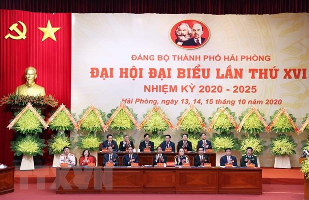 Primer ministro vietnamita preside la XVI Asamblea del Comité partidista de Hai Phong ảnh 1 Primer ministro vietnamita preside la XVI Asamblea del Comité partidista de Hai Phong ảnh 1