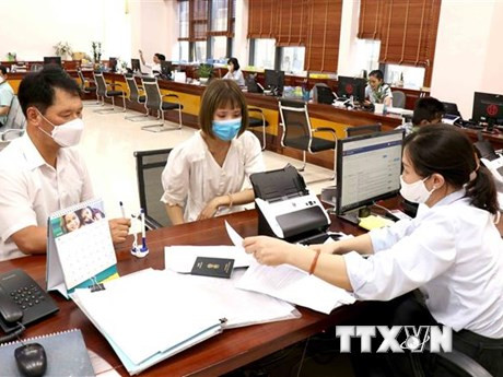 Premier vietnamita aprueba plan de fuerza laboral de servicio público 2021 ảnh 1