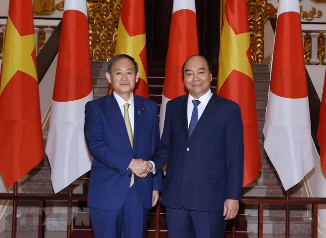 Premier vietnamita se reúne con Suga Yoshihide ảnh 1