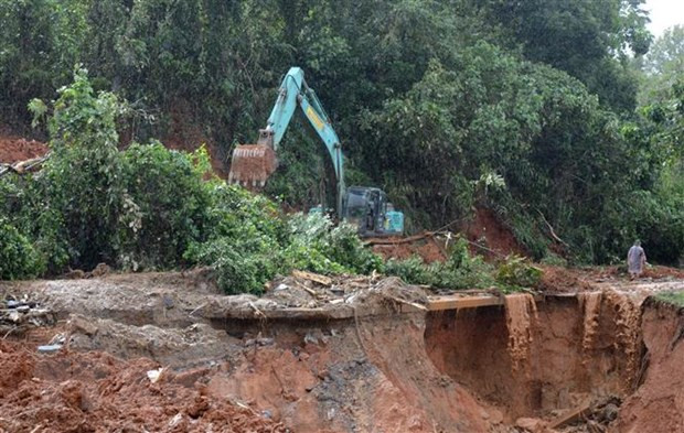 Hallan 16 cuerpos sin vida de soldados desaparecidos por deslave en provincia centrovietnamita ảnh 1