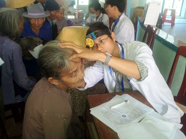 Atienden a pacientes pobres en Delta de río Mekong ảnh 1 Atienden a pacientes pobres en Delta de río Mekong ảnh 1