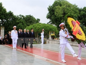 Rinden homenaje a los mártires de la Patria ảnh 1 Rinden homenaje a los mártires de la Patria ảnh 1